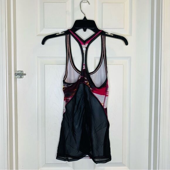 Lululemon Racerback Tank Mesh Back Black and Pink - Picture 5 of 10